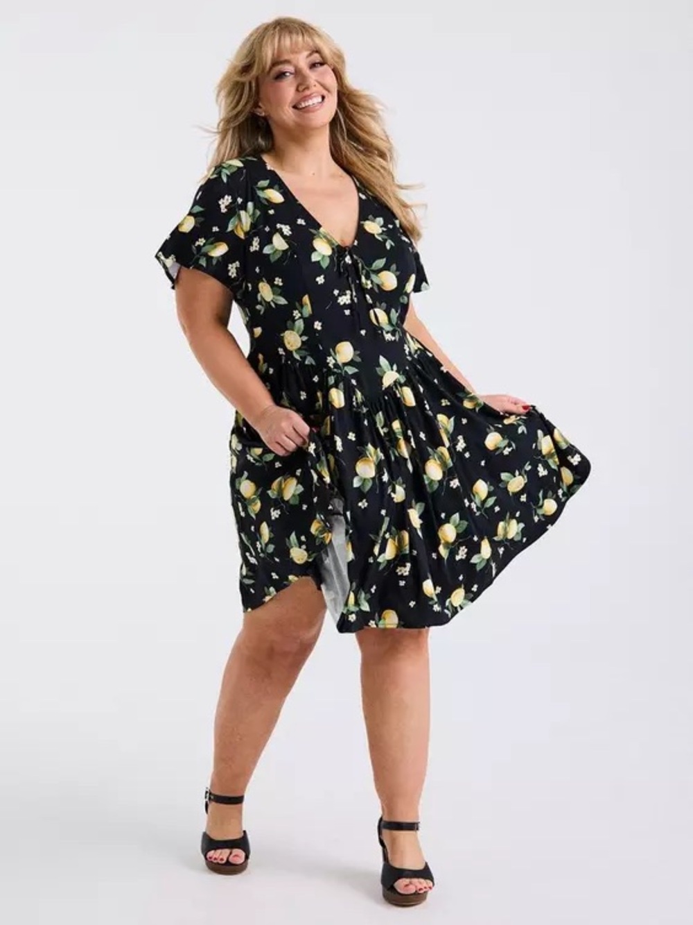 Retro Chic Flutter Sleeve Swing Mini Dress size 3 NWT